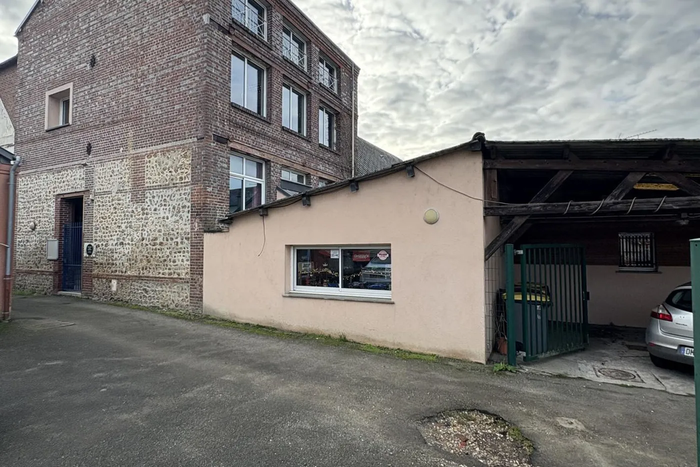 Immeuble de rapport à Le Neubourg